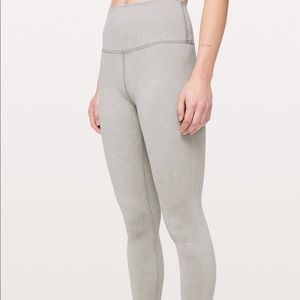 Lululemon light grey wunder under